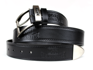 Czarny pasek skórzany do JEANSU skóra licowa PMJ 19 Czarny pasek skórzany z tłoczeniem na skórze i ozdobną szlufką